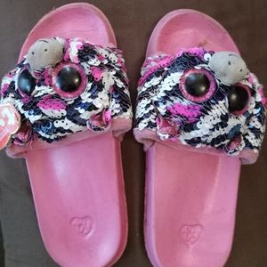 Beanie boo slippers size 2